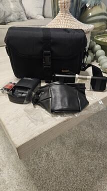 Kodak Camera Bag with K4000 Battery Charger and Rechargeable NiMH Battery Pack -